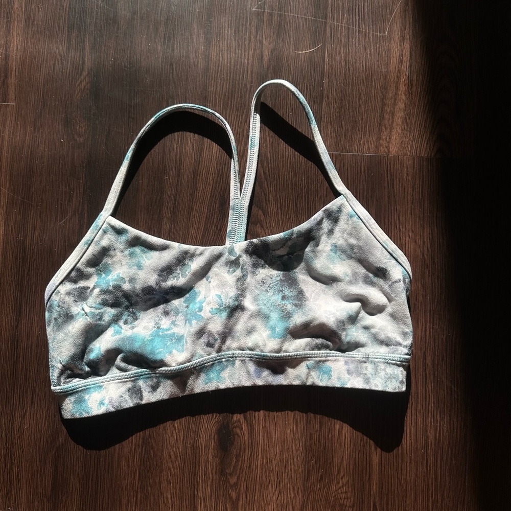 Lululemon Flow Y Bra Nulu
Light Support, A–C Cups Kaleidofloral Multi